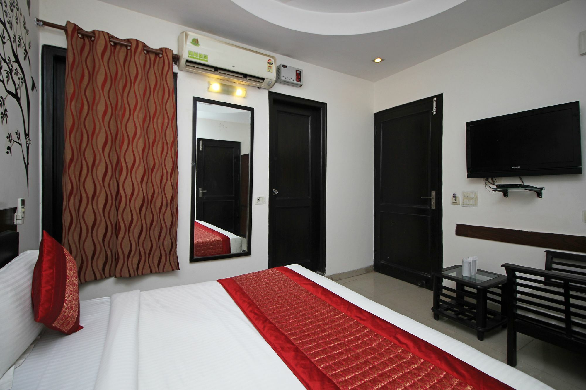 Oyo 9030 Hotel Delhi Airport Plaza New Delhi Exterior photo