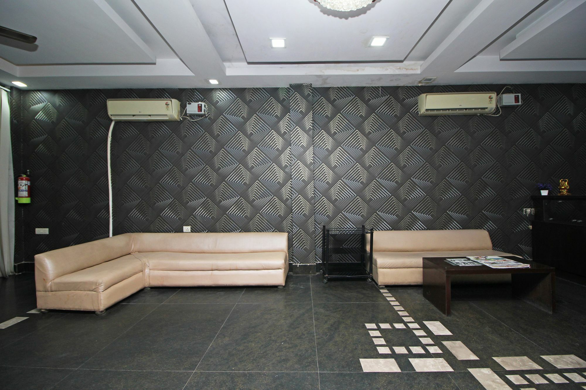 Oyo 9030 Hotel Delhi Airport Plaza New Delhi Exterior photo